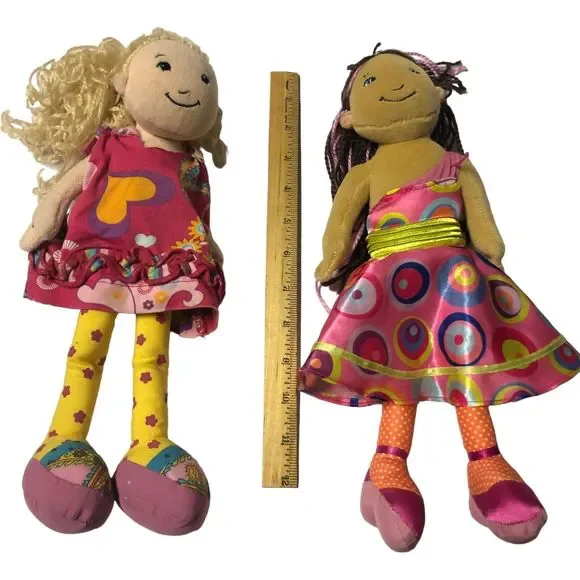 2 Groovy Girls Dolls- Gabrielle & Sesilia Blonde & Brown Plush Manhattan Toy - Picture 8 of 9